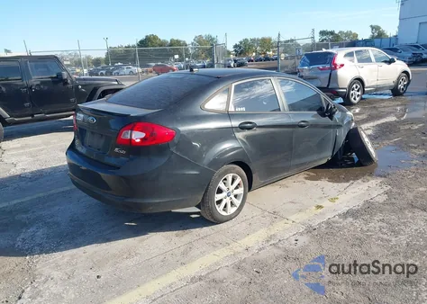 2013 Ford Fiesta Se z USA, uszkodzony, nr VIN 3FADP4BJ7DM218729